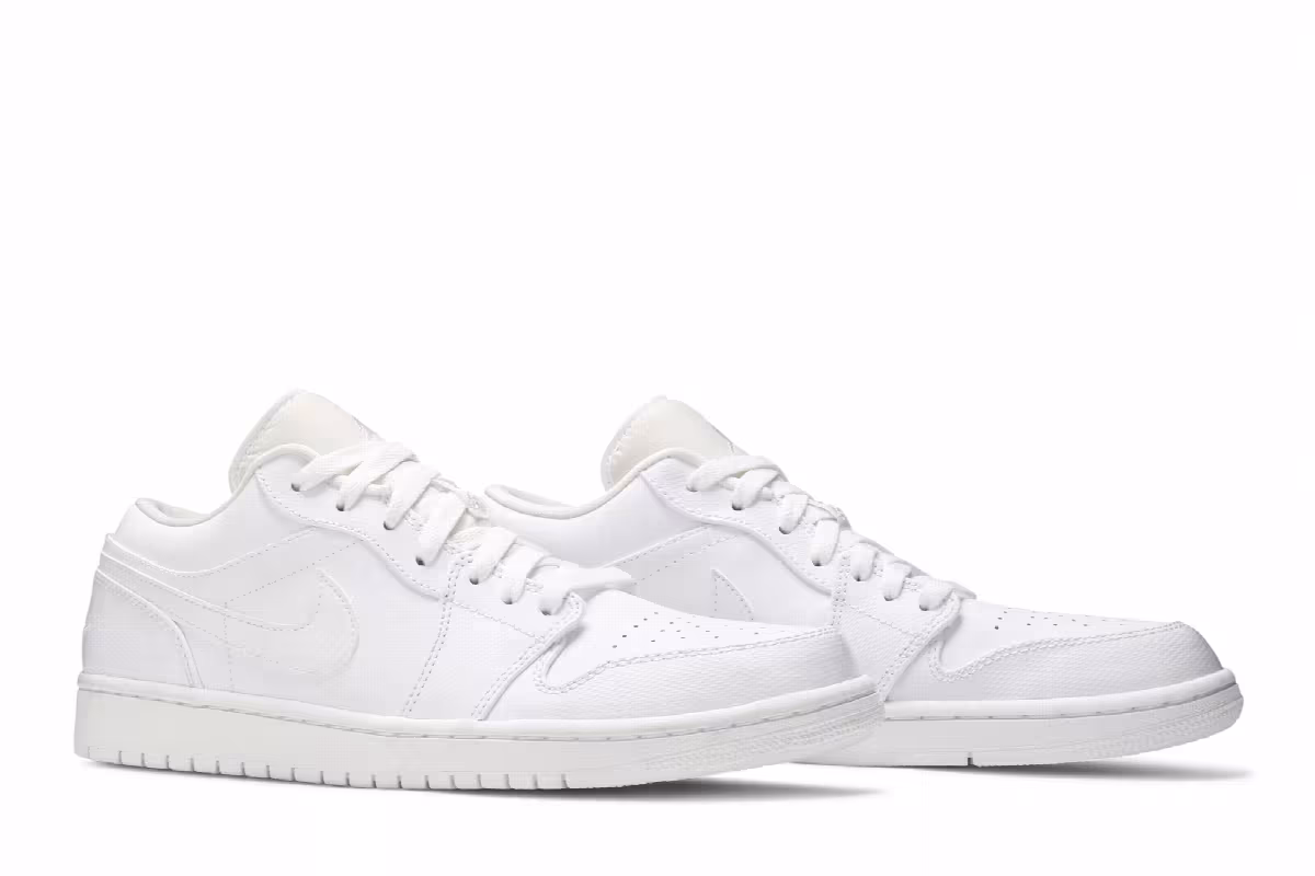 Air Jordan 1 Low Triple White, view 9