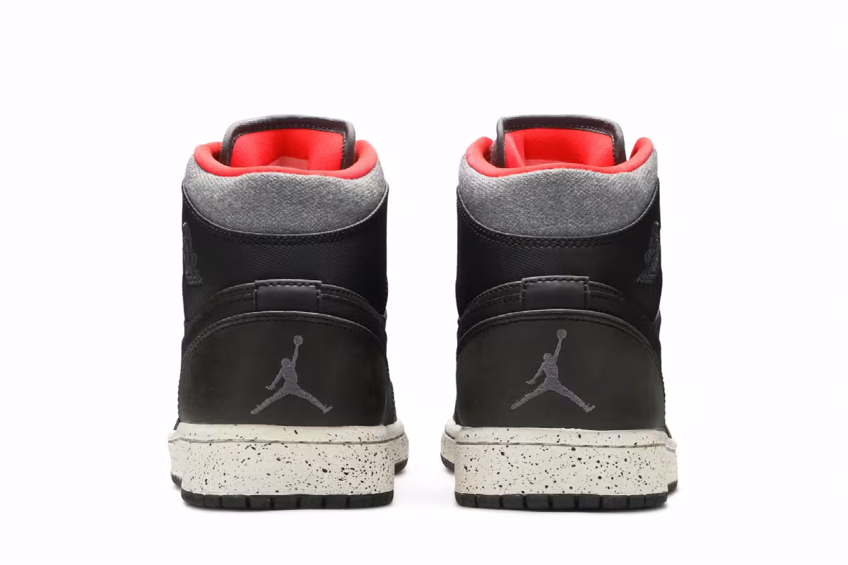 Air Jordan 1 Mid Holiday, view 7