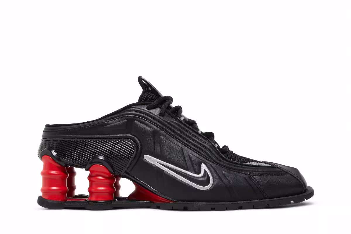 Martine Rose x Nike Women's Shox Mule MR4 Black Comet Red, view 2