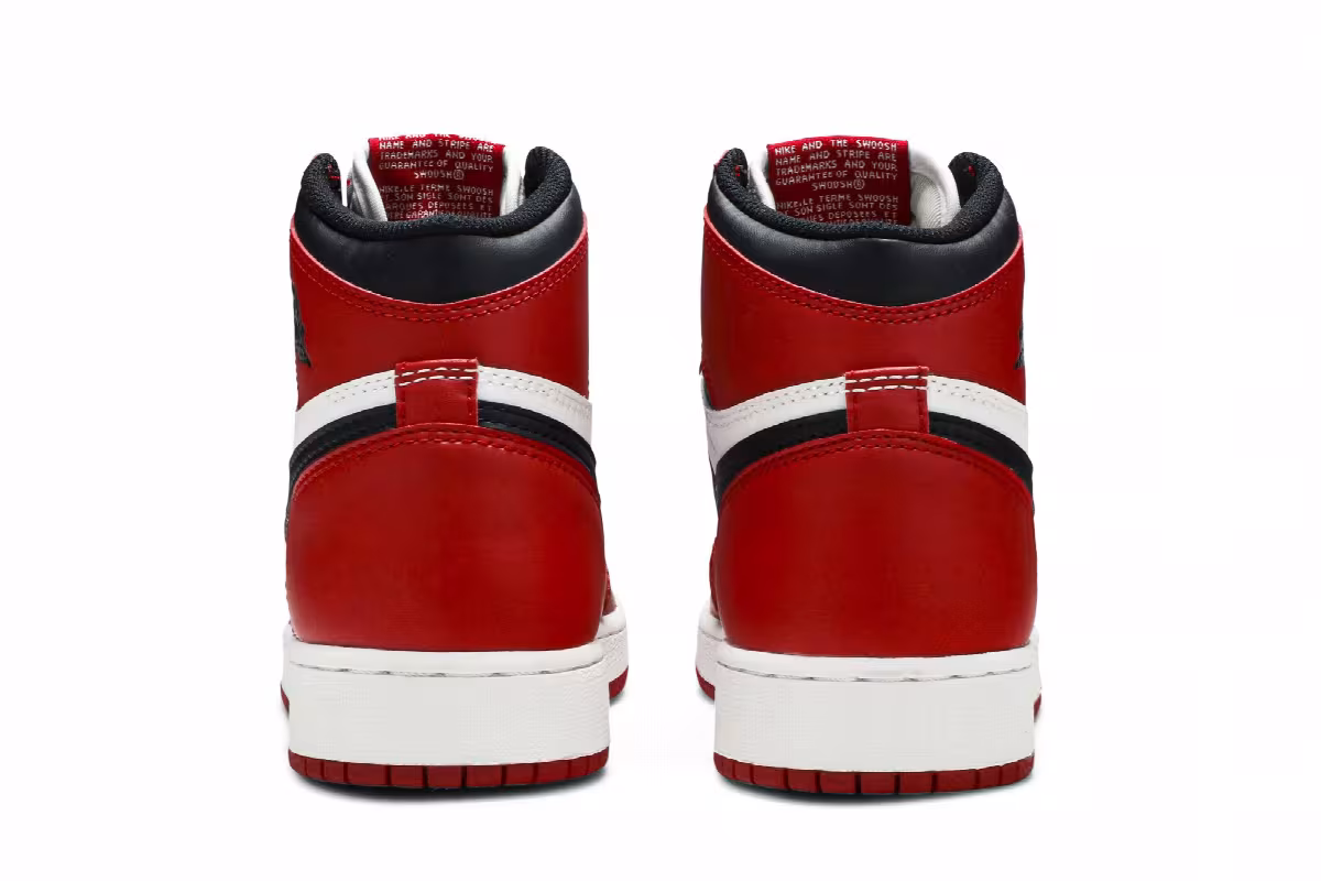 Air Jordan 1 High OG GS Chicago 2015, view 7