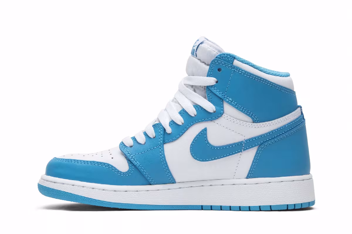 Air Jordan 1 High OG BG UNC, view 4
