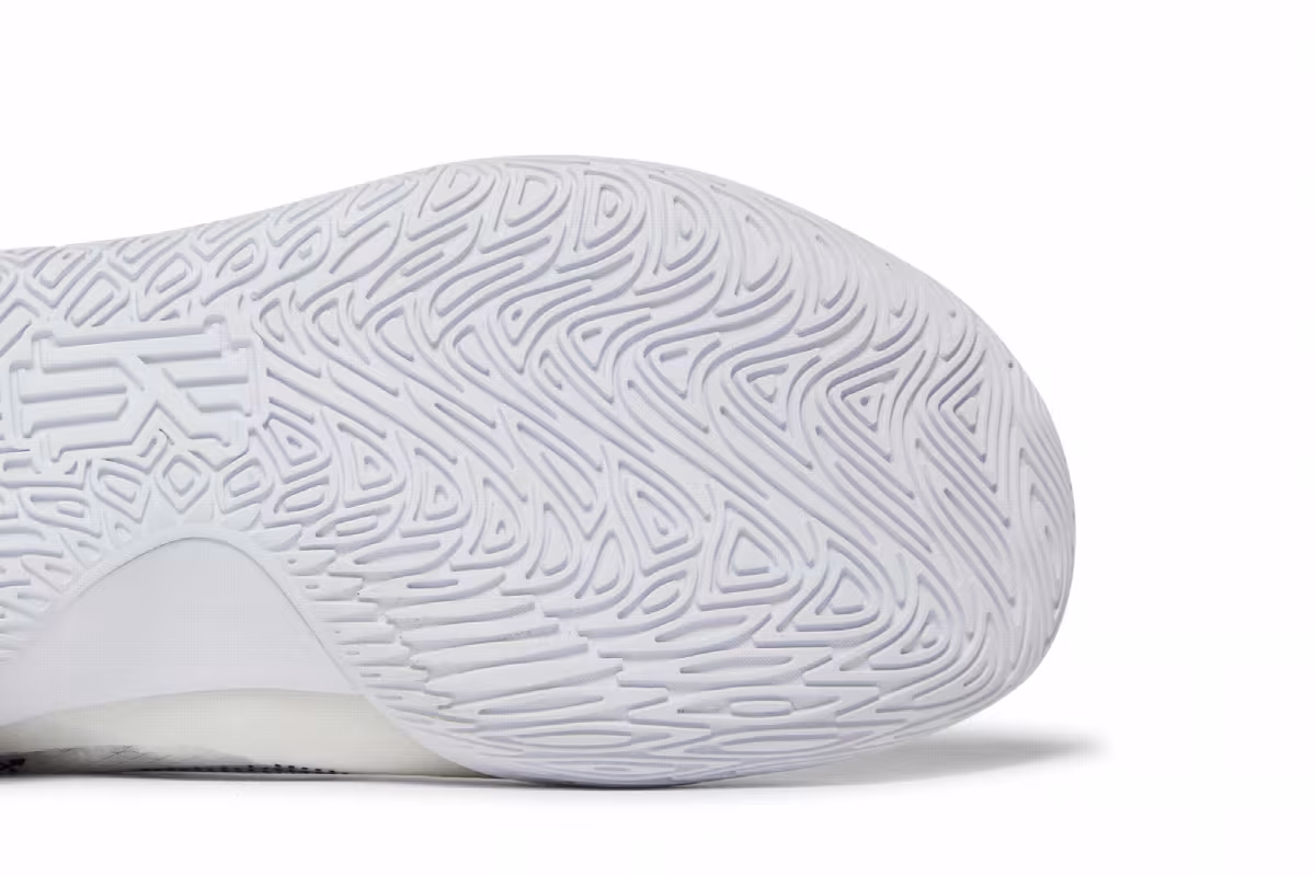 Nike Kyrie Flytrap 5 EP White University Red, view 6