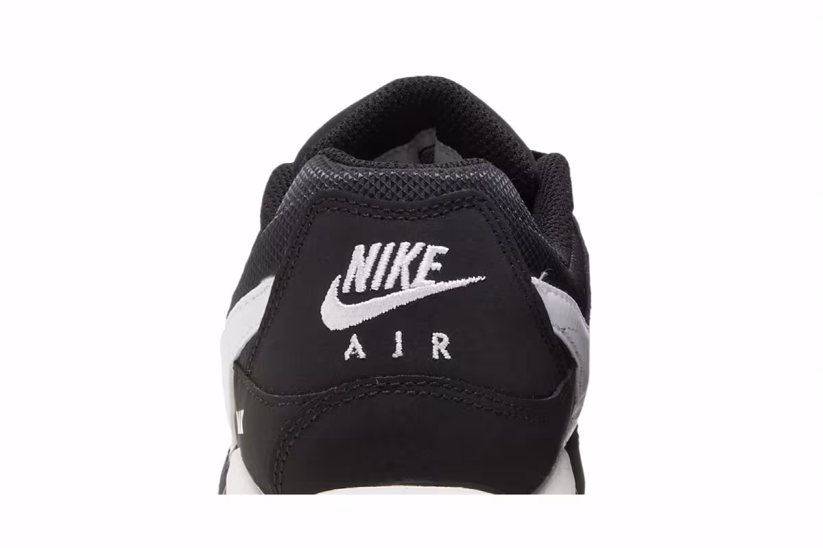 Nike Women's Air Max Command Black White, view 8