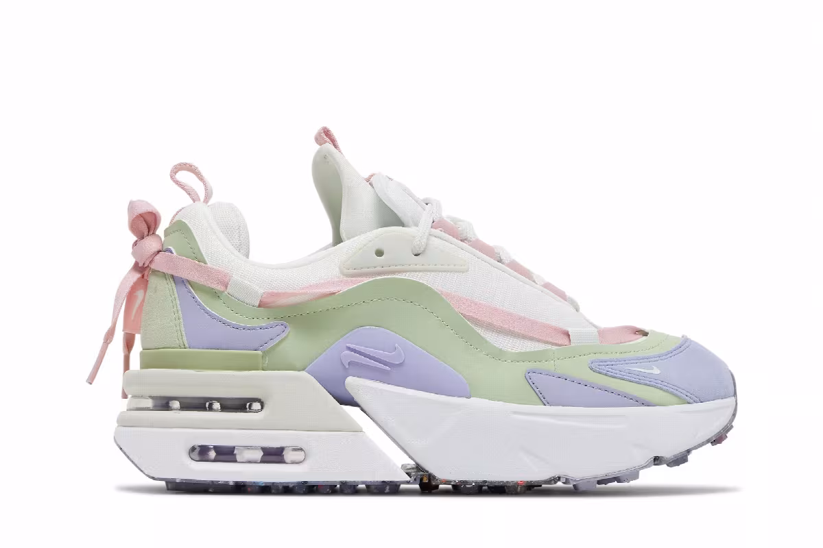 Nike Women's Air Max Furyosa Pastel, view 2