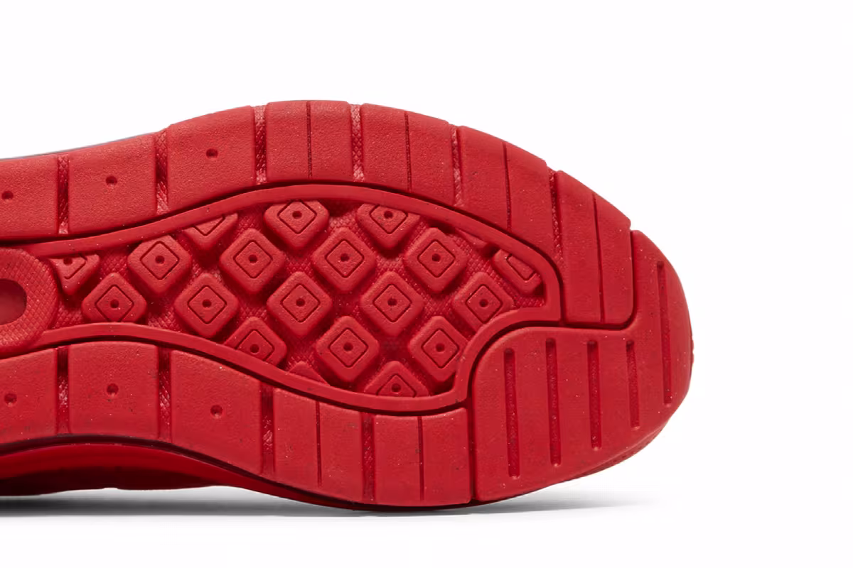 Nike Air Max Genome Triple Red, view 6