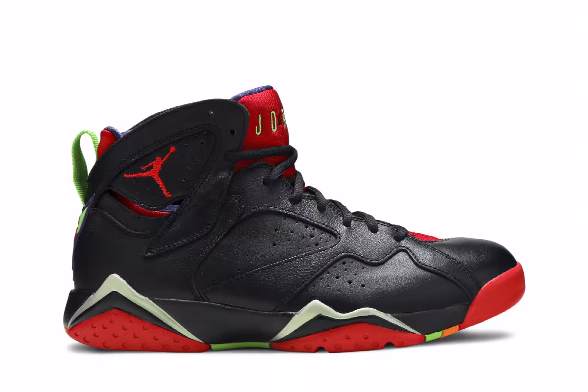 Air Jordan 7 Marvin The Martian, view 2