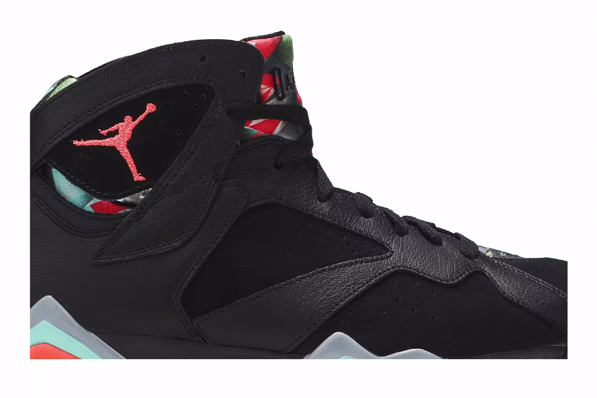 Air Jordan 7 30th Barcelona Nights, view 3