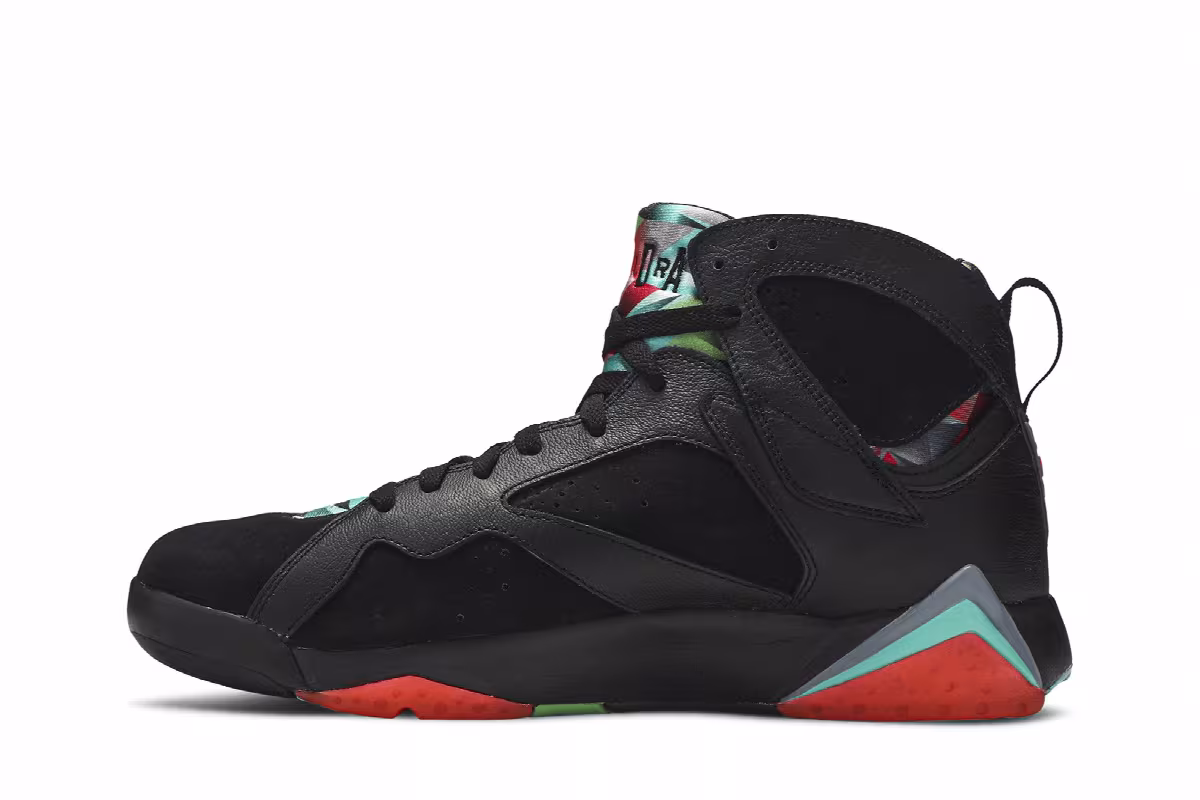 Air Jordan 7 30th Barcelona Nights, view 4