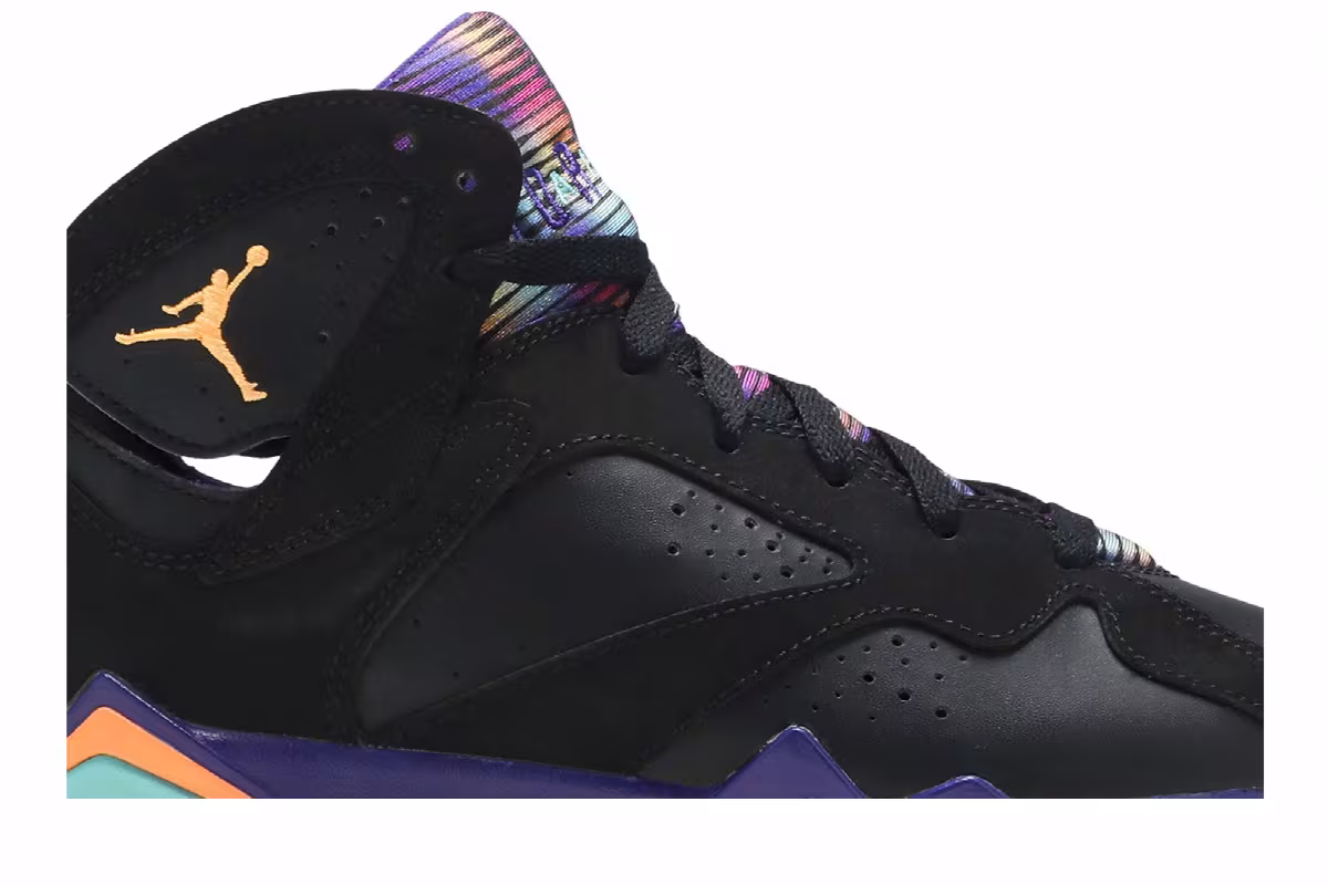 Air Jordan 7 GG Lola Bunny, view 3