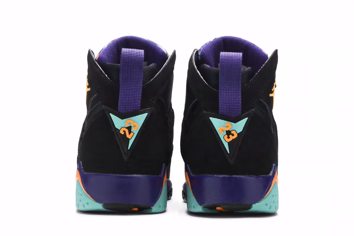 Air Jordan 7 GG Lola Bunny, view 7