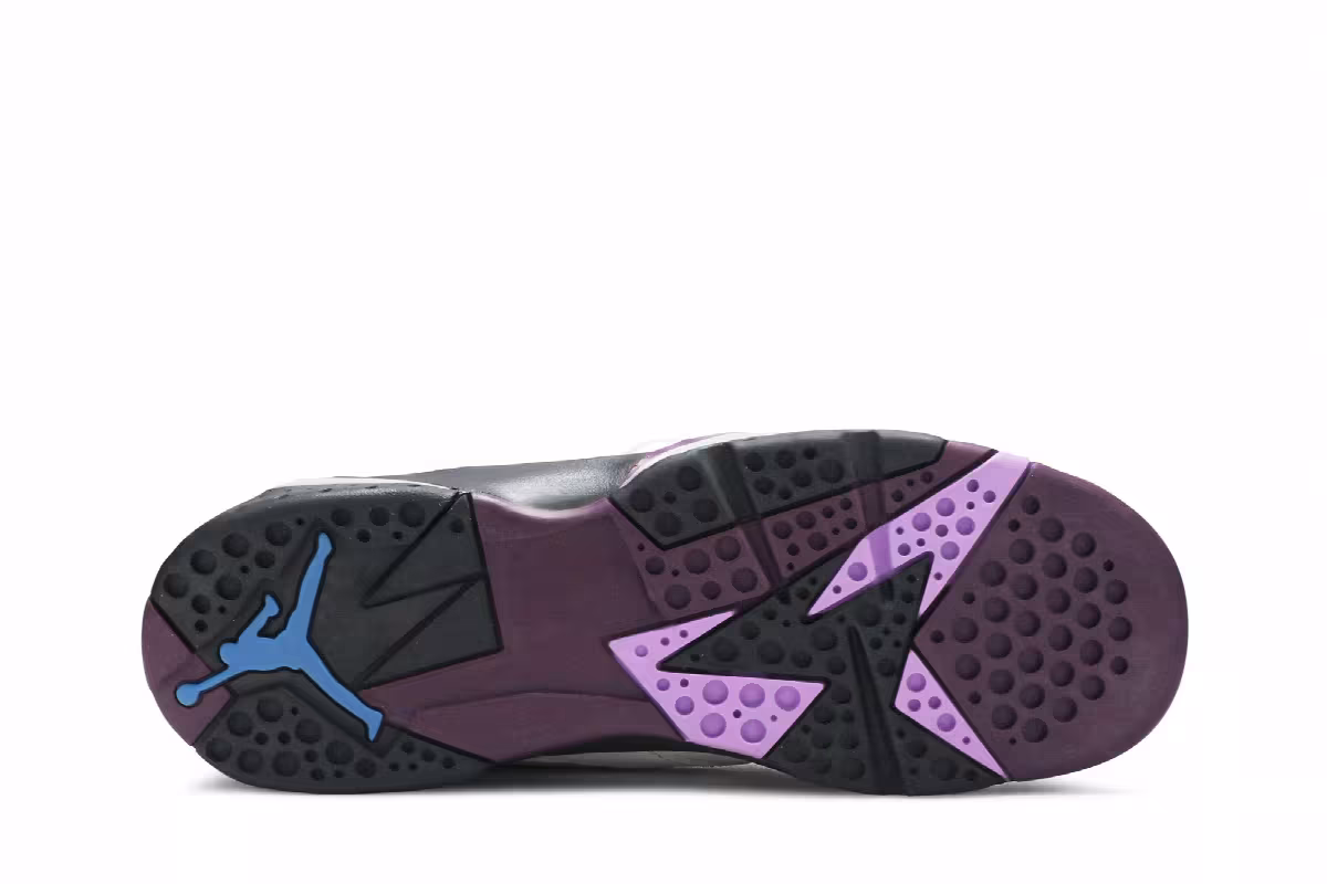 Air Jordan 7 GG Fuchsia Glow, view 5