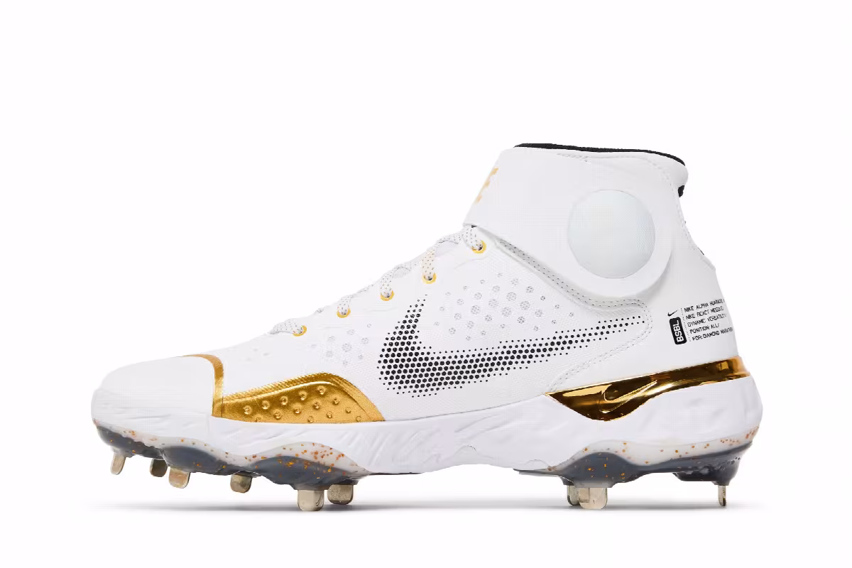 Nike Alpha Huarache Elite 3 Mid White Metallic Gold, view 4