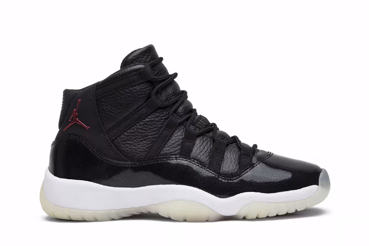 Air Jordan 11 GS 72-10, view 2