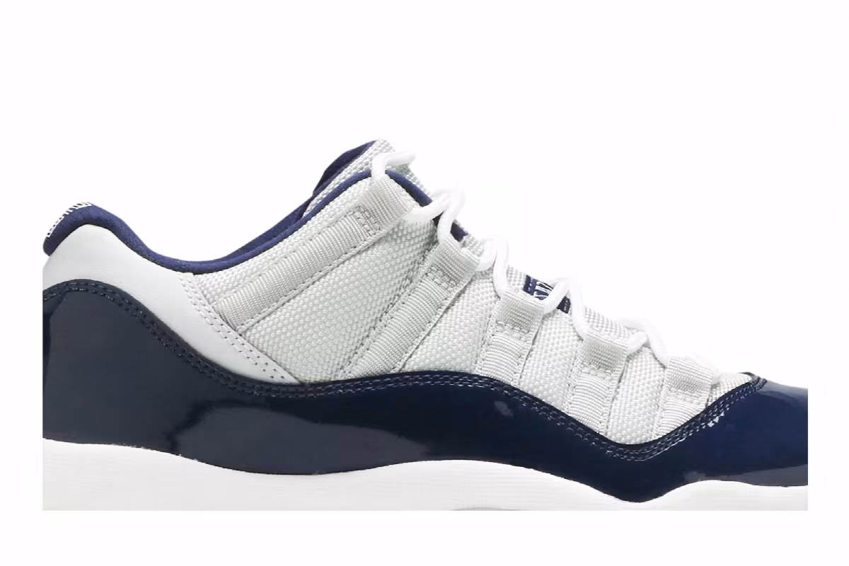Air Jordan 11 Low BG Georgetown, view 3