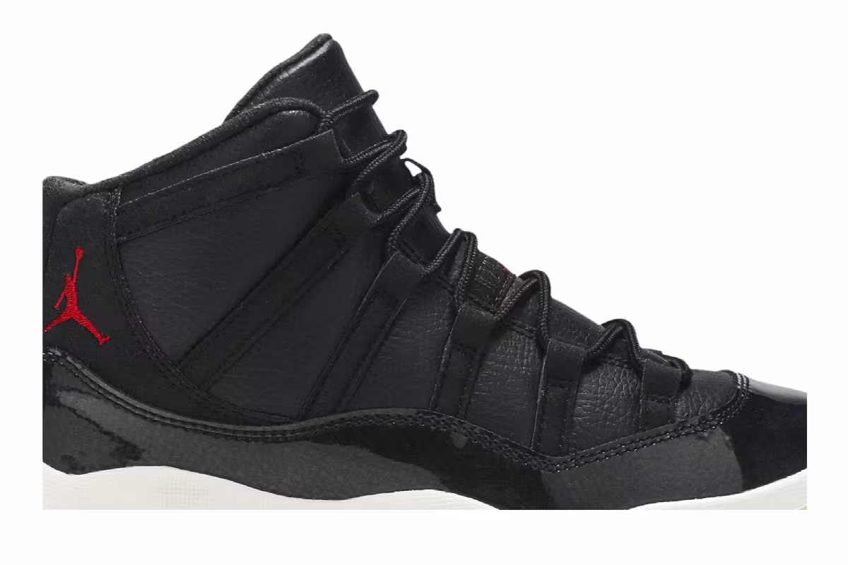 Air Jordan 11 PS 72-10, view 3