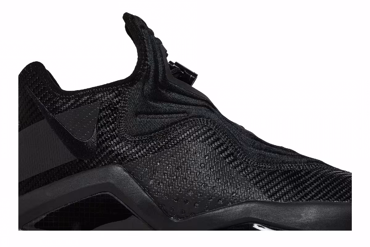 Nike LeBron Soldier 14 Black, view 3
