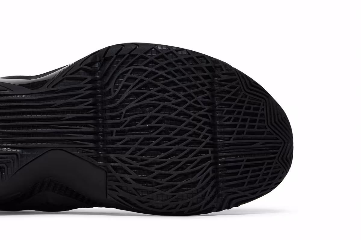 Nike LeBron Soldier 14 Black, view 6