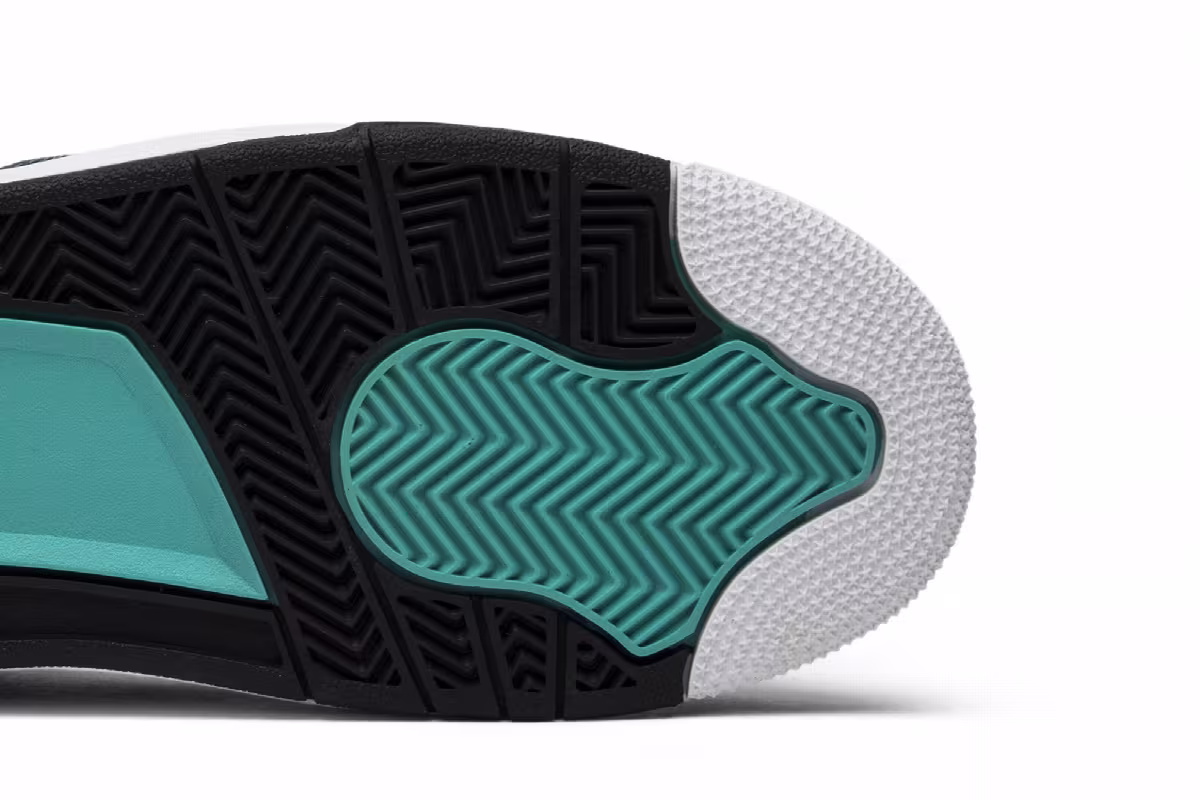 Air Jordan 4 BG Teal, view 6