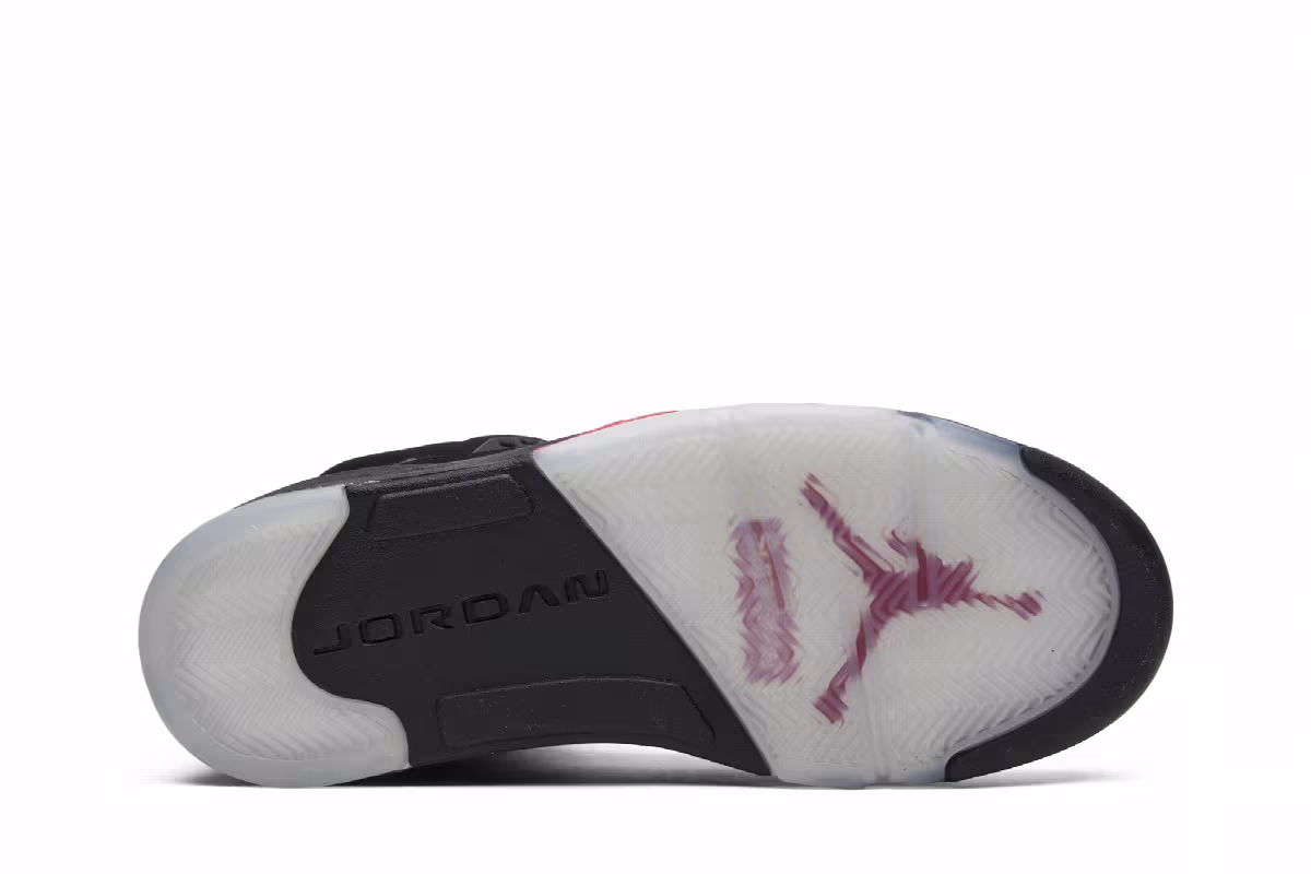 Supreme x Air Jordan 5 Black, view 5