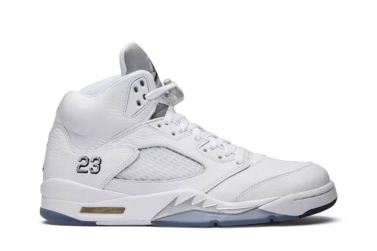 Air Jordan 5 White Metallic 2015, view 2