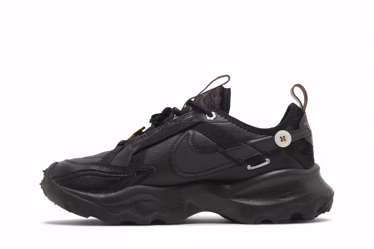 Nike Women's TC 7900 Bling, view 4
