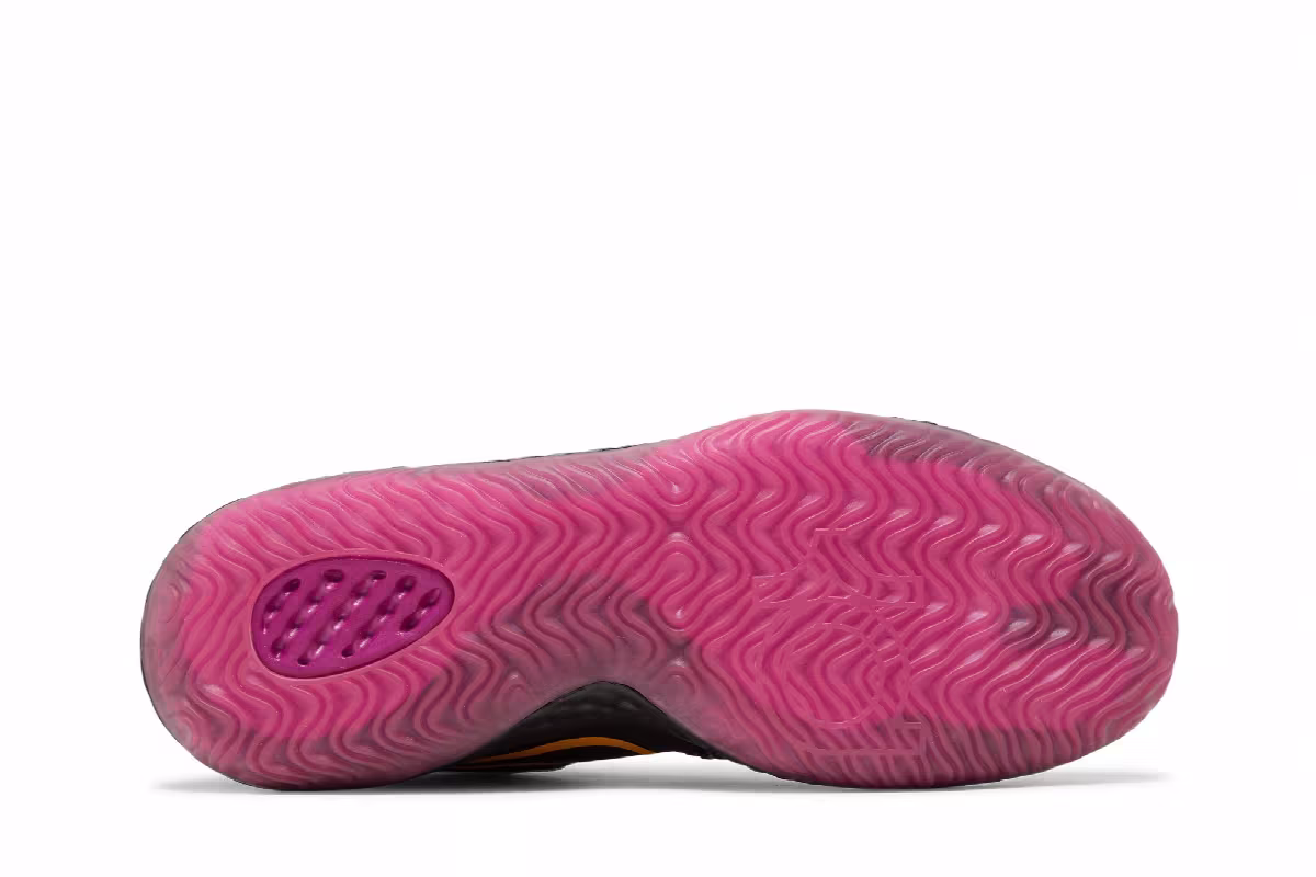 Nike KD Trey 5 VIII Black Cactus Flower, view 5