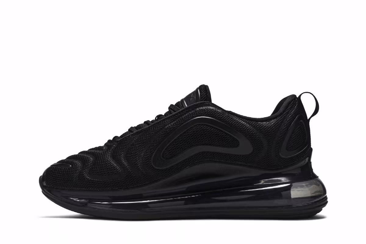 Nike Air Max 720 GS Triple Black, view 4