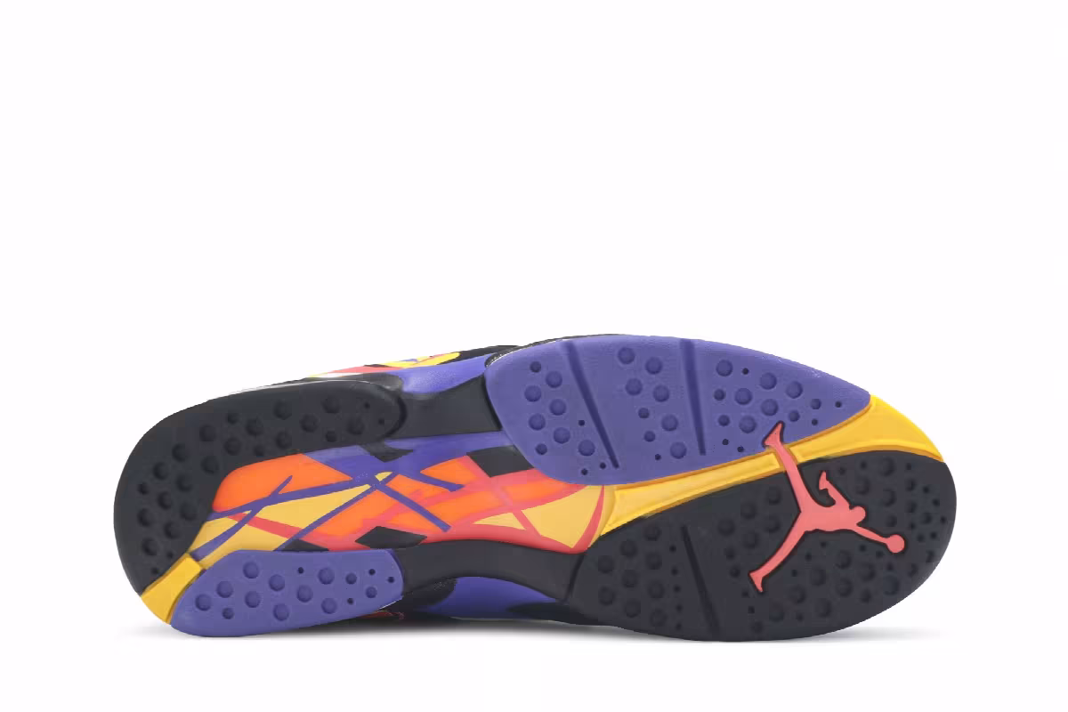 Air Jordan 8 Three-Peat, view 5