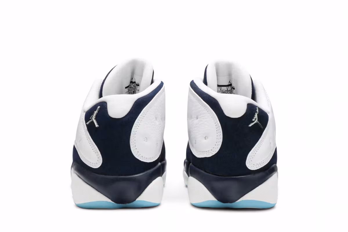 Air Jordan 13 Low Hornets, view 7