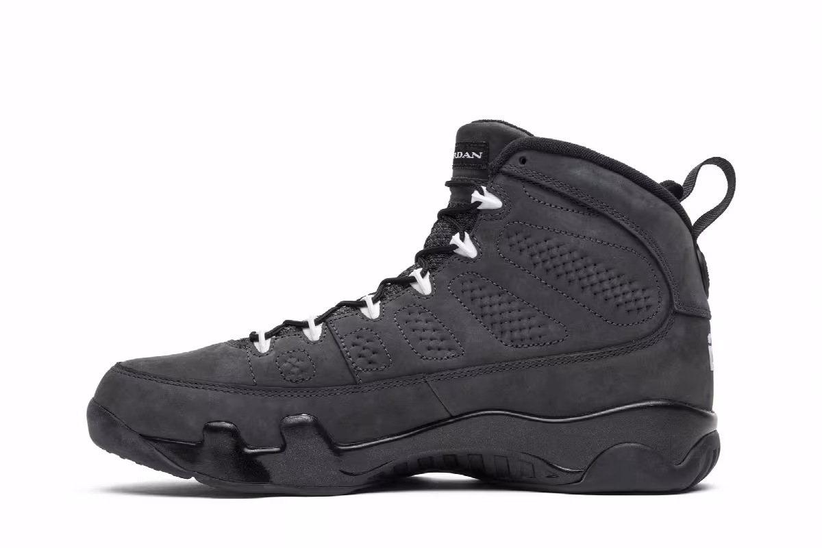 Air Jordan 9 Anthracite, view 4