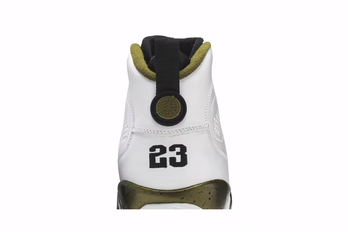 Air Jordan 9 Statue, view 8