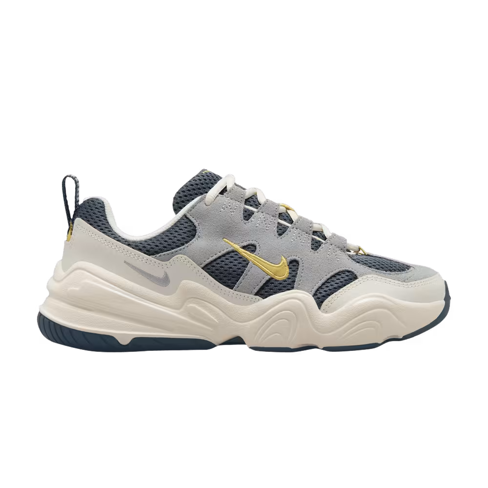 Nike Women's Tech Hera Deep Jungle Buff Gold