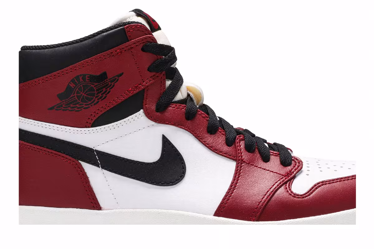 Air Jordan 1.5 Chicago, view 3