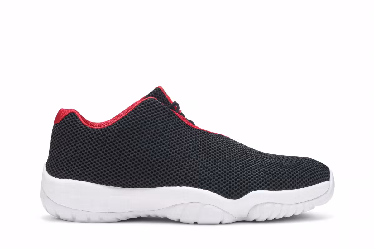 Air Jordan Future Low Black Red, view 2