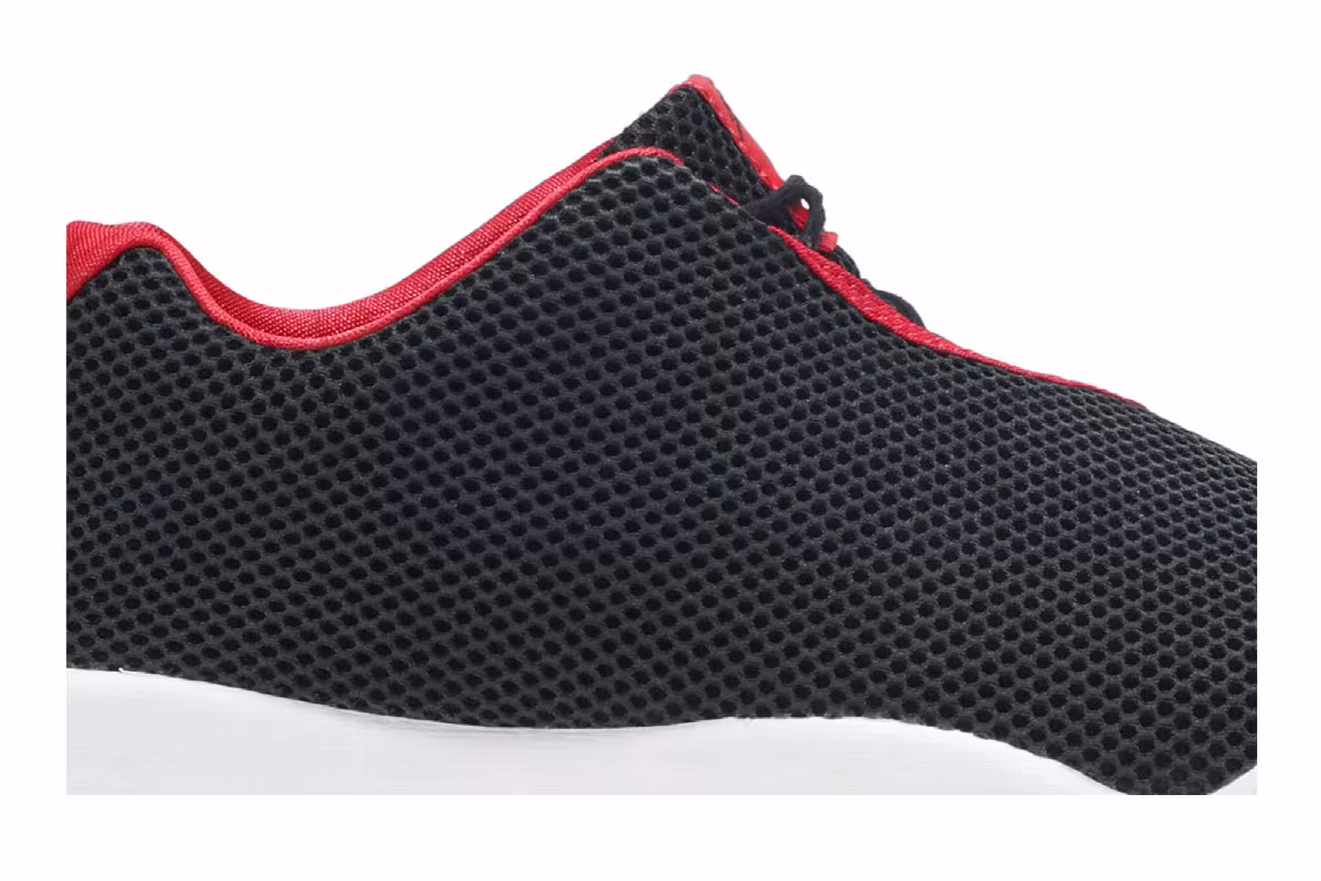 Air Jordan Future Low Black Red, view 3