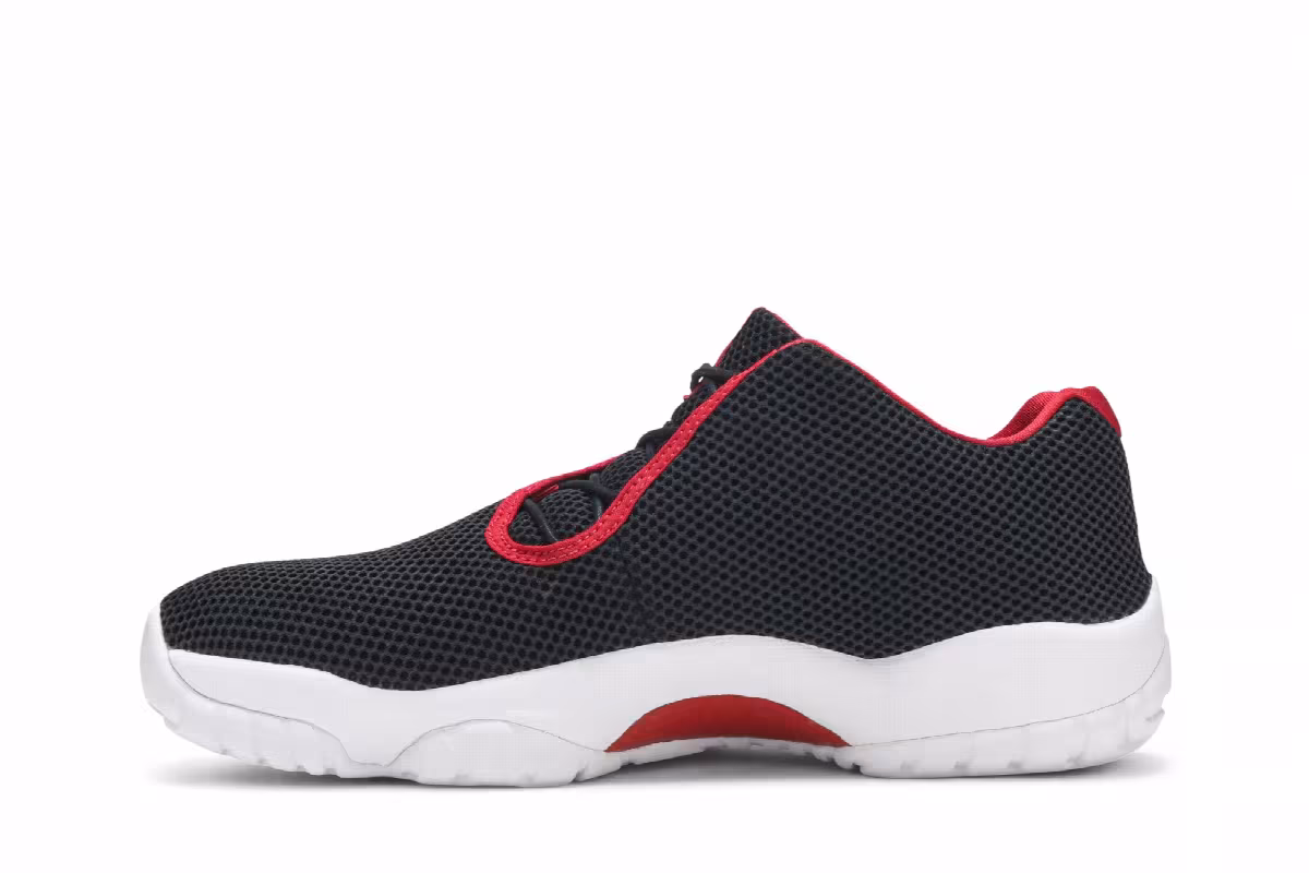 Air Jordan Future Low Black Red, view 4