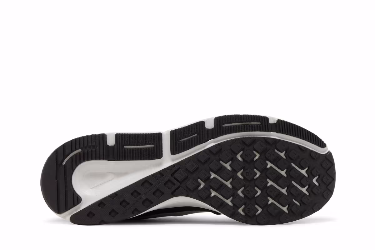 Nike Zoom Span 4 Black Metallic Silver, view 5