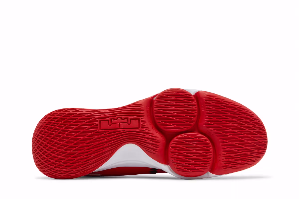 Nike LeBron Witness 5 University Red, view 5