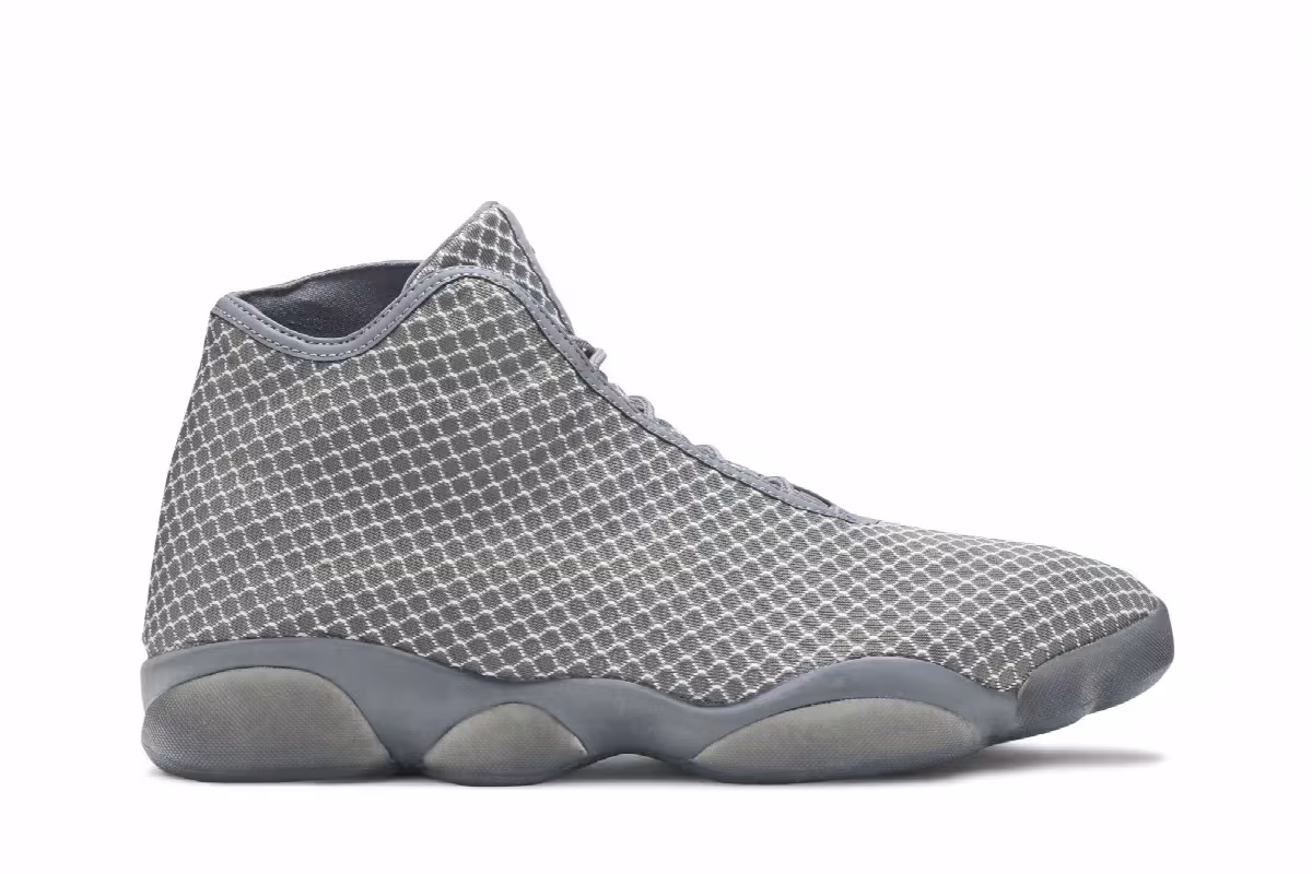 Air Jordan Horizon Wolf Grey, view 2