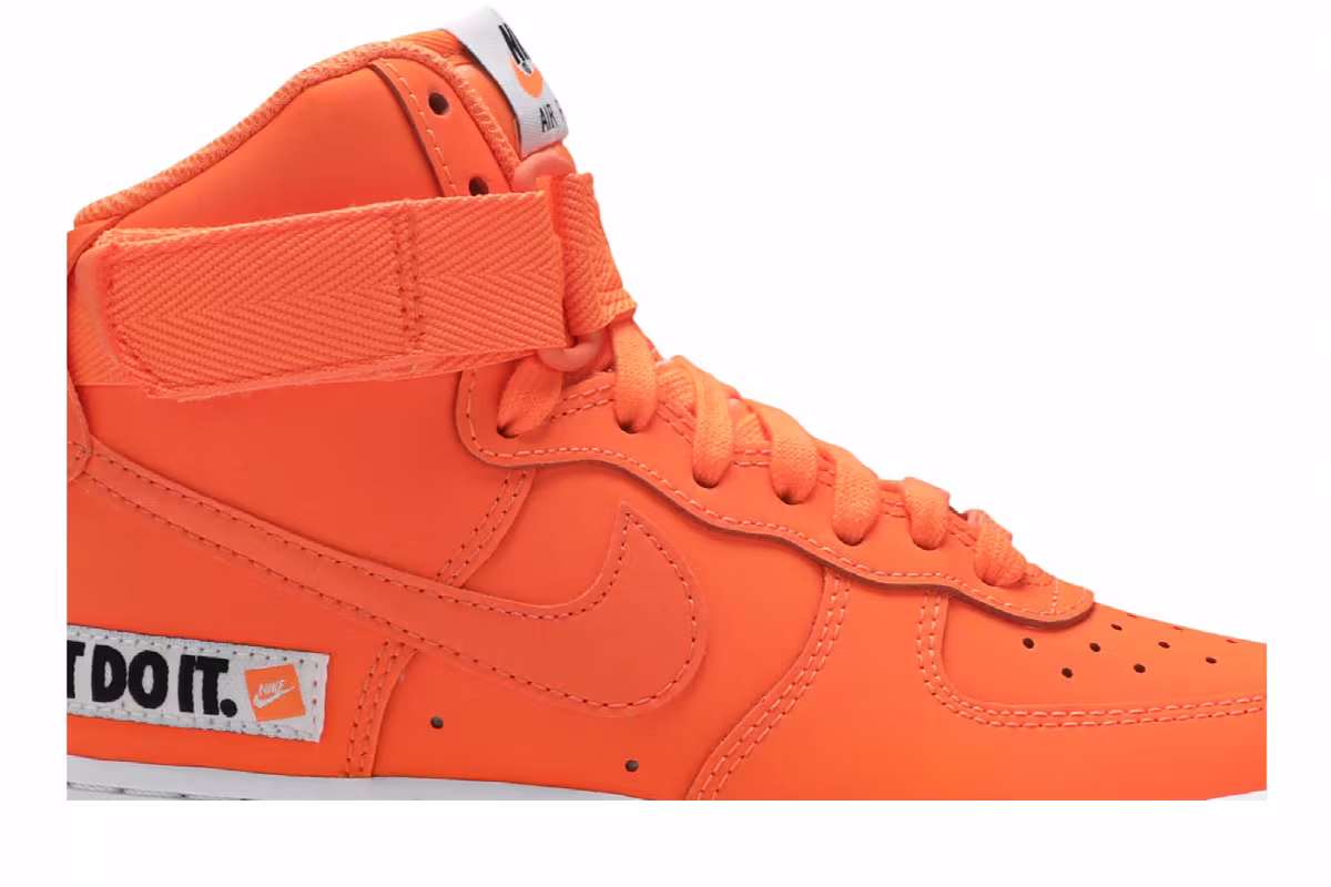 Nike Women's Air Force 1 High Just Do It, view 3