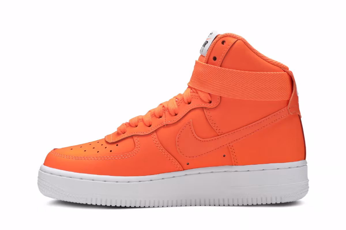 Nike Women's Air Force 1 High Just Do It, view 4
