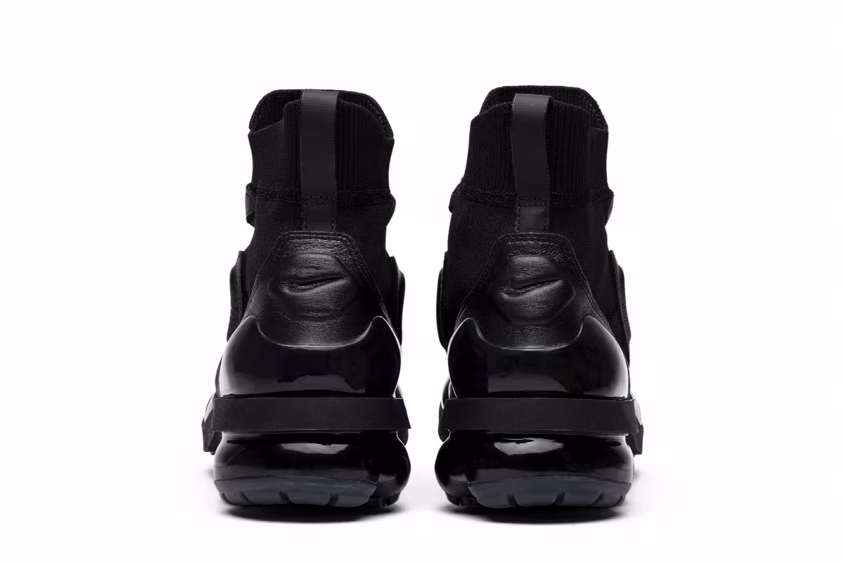 Nike Women's Air VaporMax Light 2 Triple Black, view 7