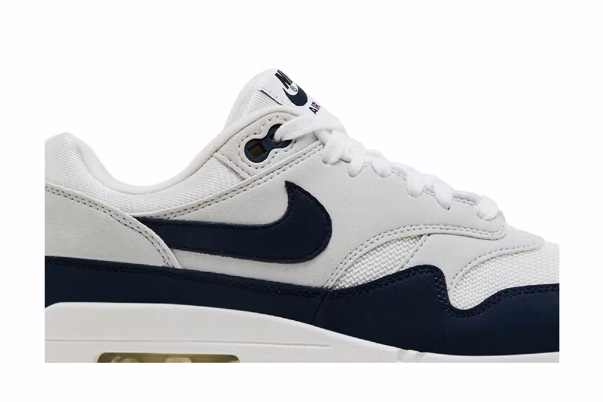 Nike Women's Air Max 1 Obsidian, view 3