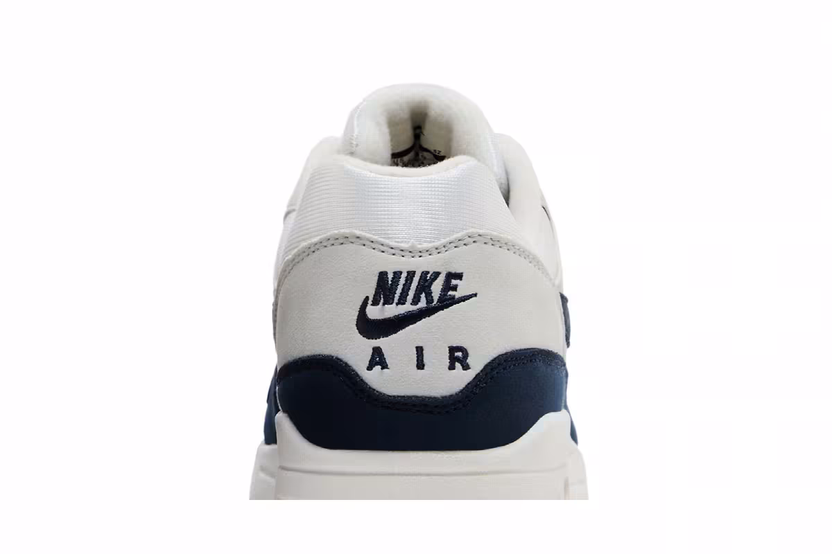 Nike Women's Air Max 1 Obsidian, view 8
