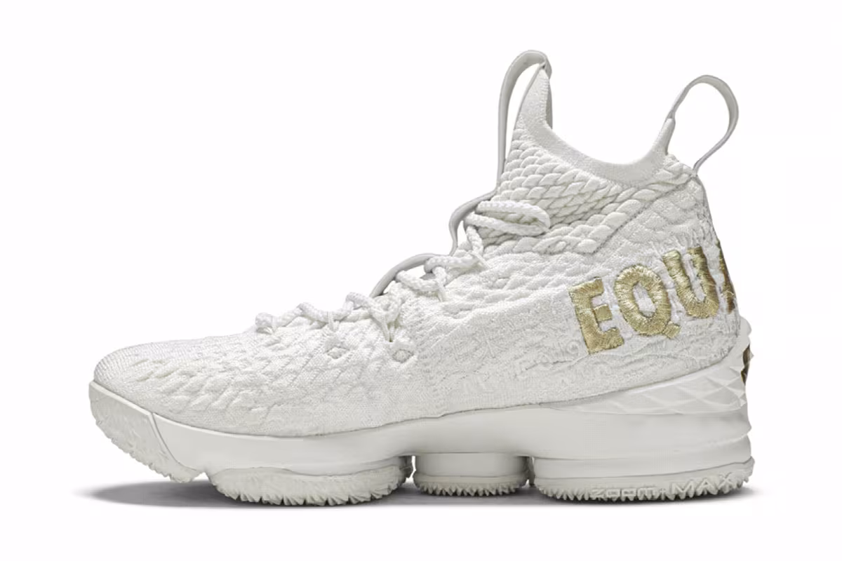 Nike LeBron 15 Equality, view 4