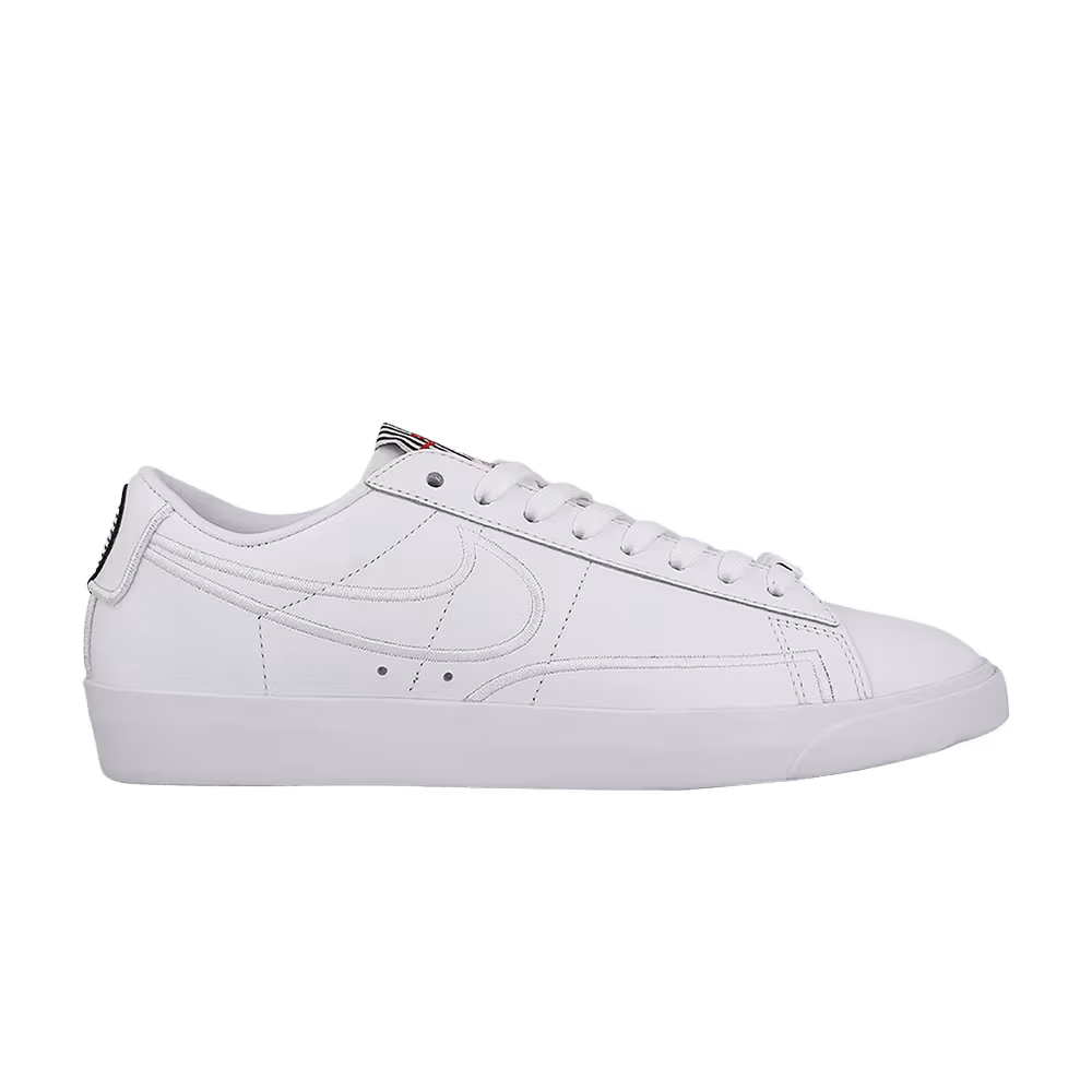 Nike Women's Blazer Low SE LX Broken Hearted