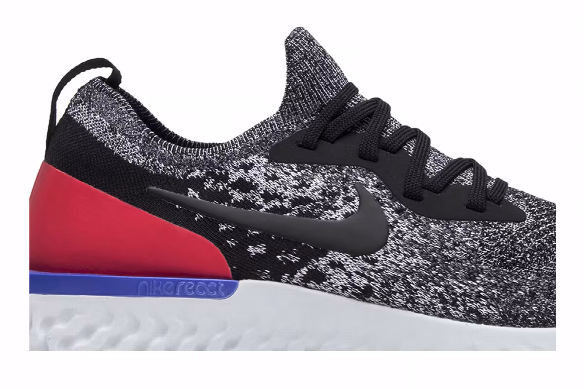 Nike Epic React Flyknit Red Orbit, view 3