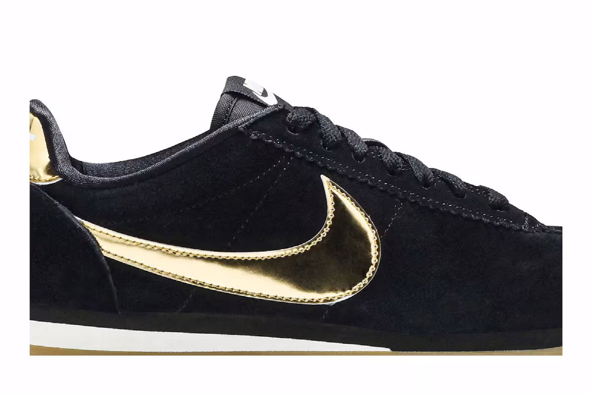 Nike Women's Classic Cortez SE Metallic Gold, view 3