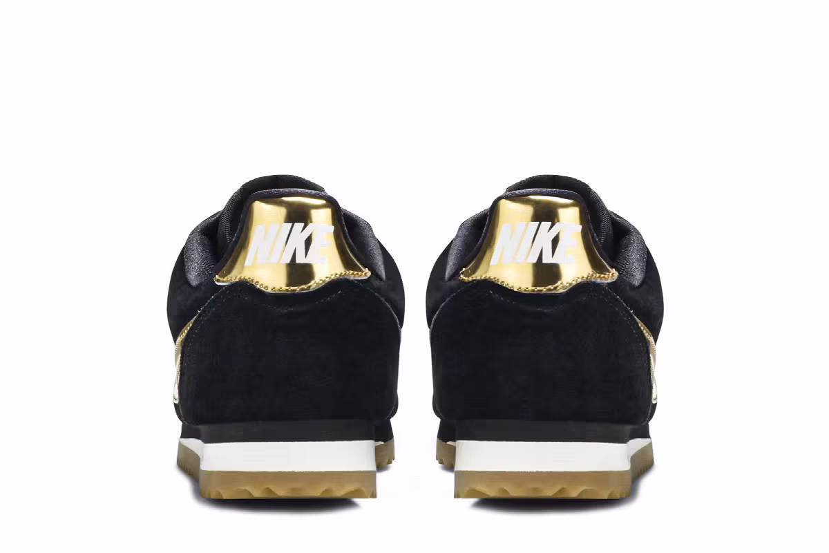 Nike Women's Classic Cortez SE Metallic Gold, view 7