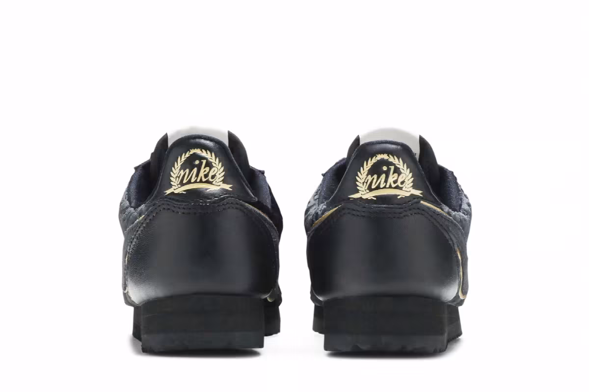 Nike Women's Classic Cortez SE Royalty Print, view 7
